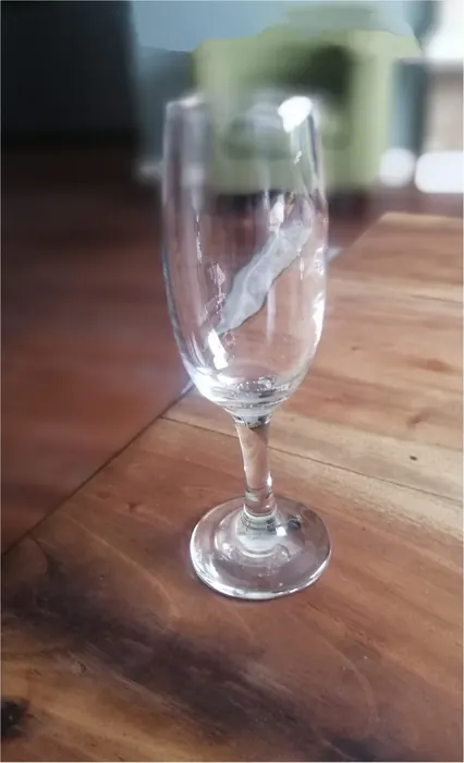 Champagne flute